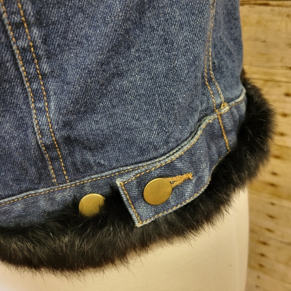 Cejian Jean Vest with Rabbit Fur - Picture 6 of 6